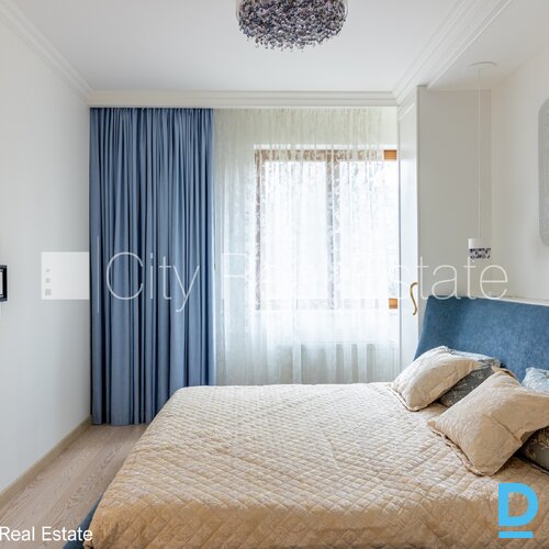 Pārdod dzīvokli Jūrmalā