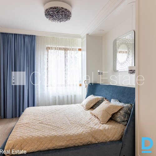 Pārdod dzīvokli Jūrmalā