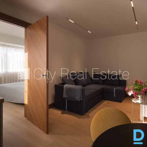 Pārdod dzīvokli Jūrmalā