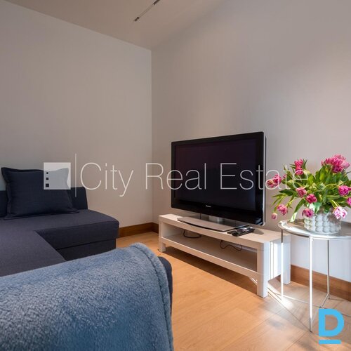 Pārdod dzīvokli Jūrmalā