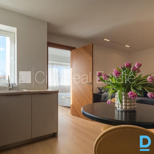 Pārdod dzīvokli Jūrmalā