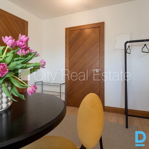 Pārdod dzīvokli Jūrmalā