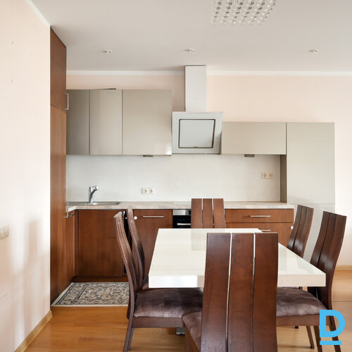 Pārdod dzīvokli Bērzavoti K-3 Pārdod dzīvokli Bērzavoti K-3