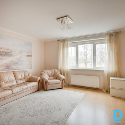 Pārdod dzīvokli Bērzavoti K-3 Pārdod dzīvokli Bērzavoti K-3