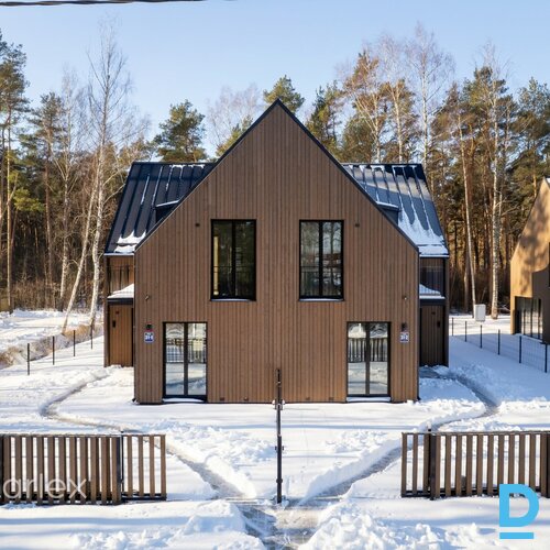 Energoefektīva dvīņu māja Mellužu mežaparkā