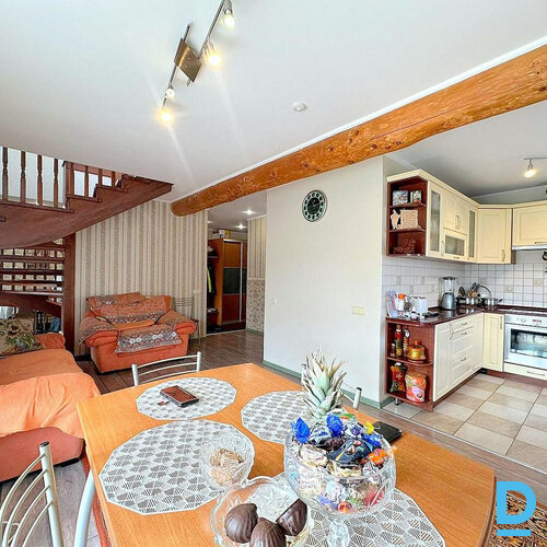 Pārdod māju Mazā Ķentes iela 38