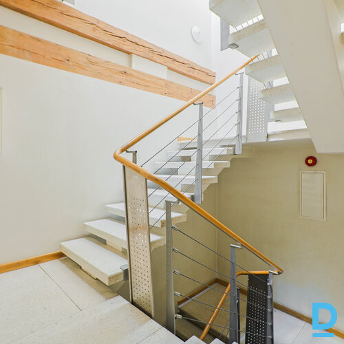 Pārdod dzīvokli Vecpilsētas iela 8a