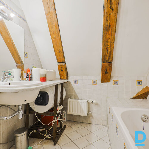 Pārdod dzīvokli Vecpilsētas iela 8a