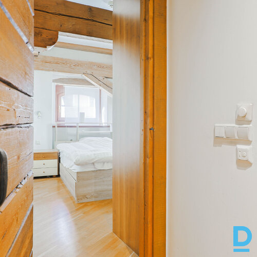 Pārdod dzīvokli Vecpilsētas iela 8a