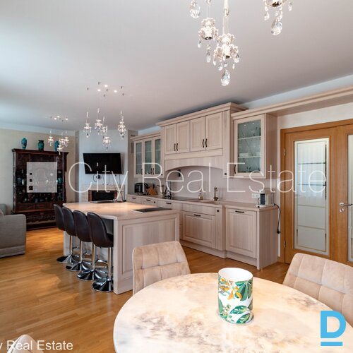 Izīrē dzīvokli Jūrmalā