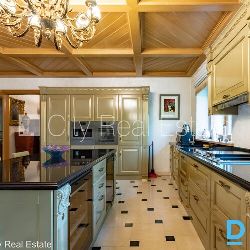 Izīrē dzīvokli Jūrmalā