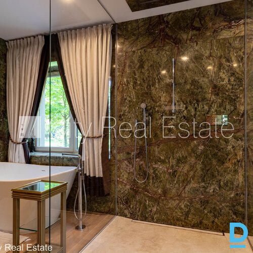 Izīrē dzīvokli Jūrmalā