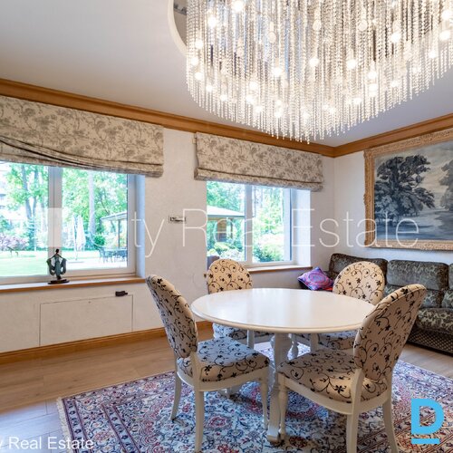 Izīrē dzīvokli Jūrmalā