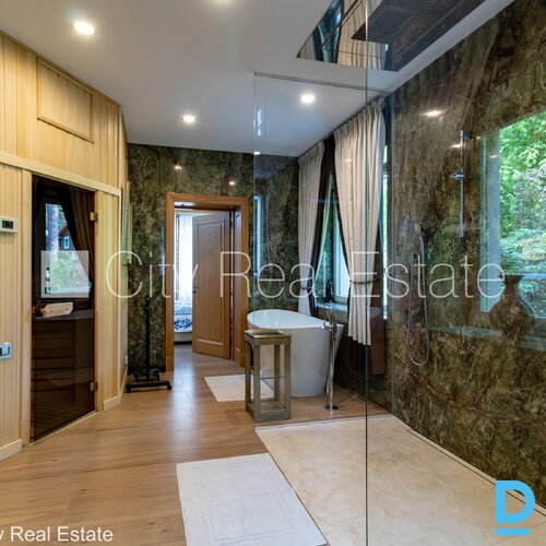 Izīrē dzīvokli Jūrmalā