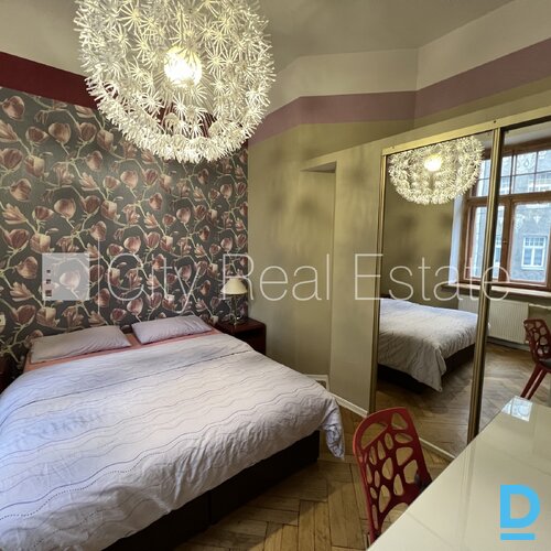 Izīrē dzīvokli Rīgā