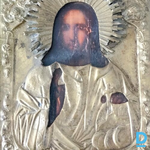 Pārdod reliģiskos atribūtus no trīs konfesijām.