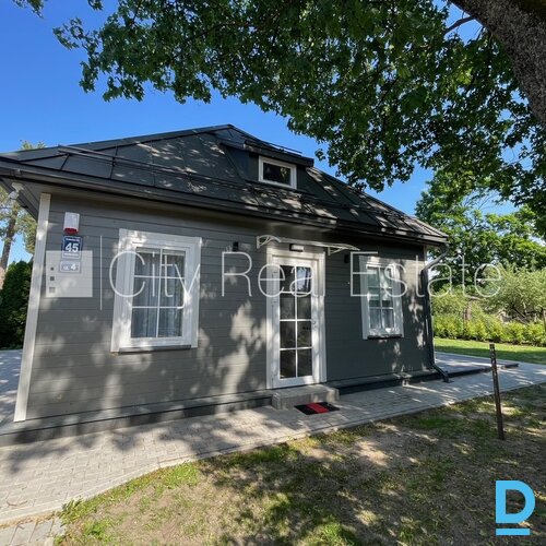 Izīrē māju Jūrmalā