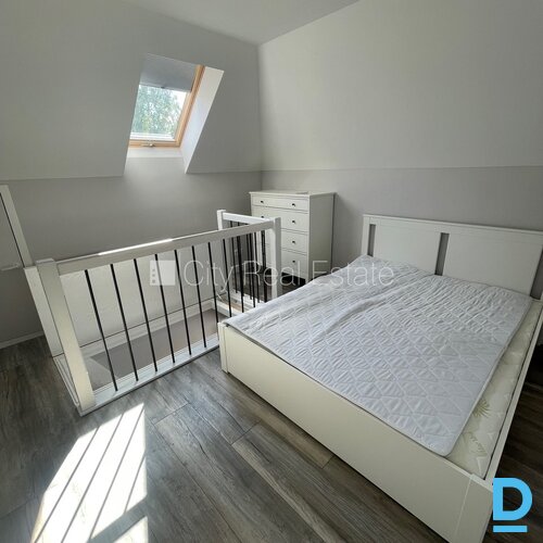 Izīrē māju Jūrmalā