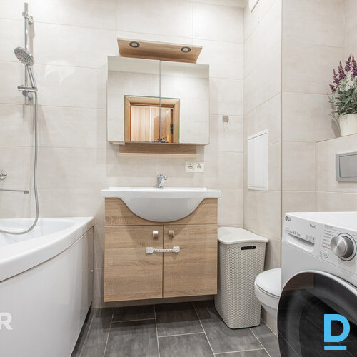 Pārdod 2 istabu dzīvokli jaunajā projektā UpeslejāsPārdod ļoti gaišu 2 istabu dz Pārdod 2 istabu dzīvokli jaunajā projektā UpeslejāsPārdod ļoti gaišu 2 istabu dz