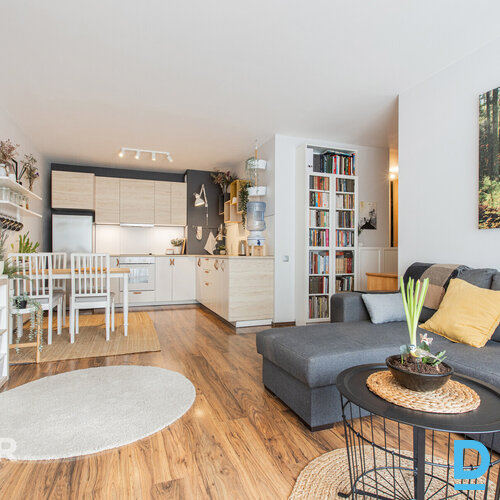 Pārdod 2 istabu dzīvokli jaunajā projektā UpeslejāsPārdod ļoti gaišu 2 istabu dz Pārdod 2 istabu dzīvokli jaunajā projektā UpeslejāsPārdod ļoti gaišu 2 istabu dz