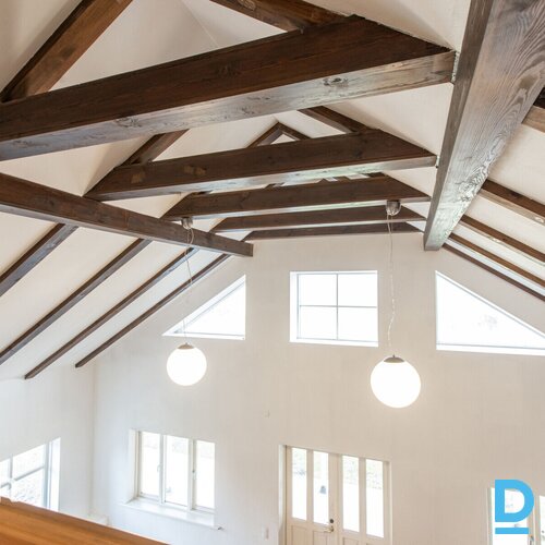 Pārdošanā pamatīga 2 stāvu privātmāja ar 1357 m² zemes gabalu 5 minūšu gājienā n Pārdošanā pamatīga 2 stāvu privātmāja ar 1357 m² zemes gabalu 5 minūšu gājienā n