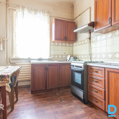 Pārdošanā perspektīvs īpašums Jūrmalā - 98 m² māja ar palīgēku un 1170 m² zemes 