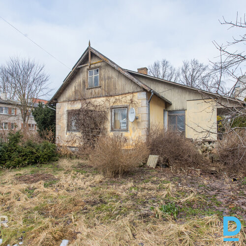 Pārdošanā perspektīvs īpašums Jūrmalā - 98 m² māja ar palīgēku un 1170 m² zemes 