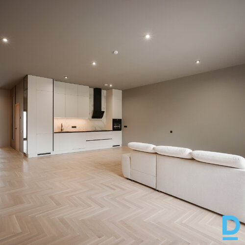 Pārdod māju Andra iela 14