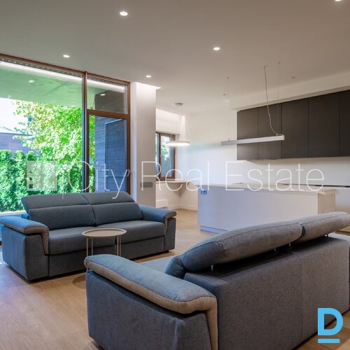 Izīrē dzīvokli Jūrmalā