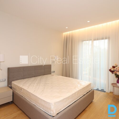 Izīrē dzīvokli Jūrmalā