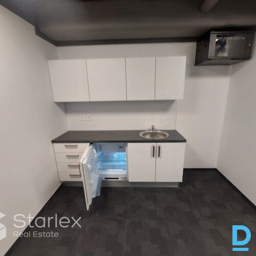 Mēbelēts birojs Rīgas klusajā centrā Mēbelēts birojs Rīgas klusajā centrā