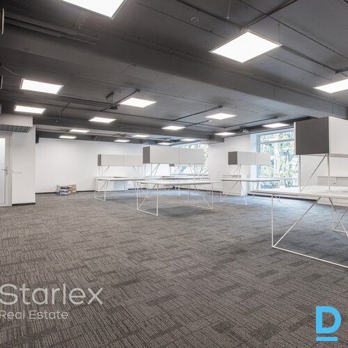 Mēbelēts birojs Rīgas klusajā centrā Mēbelēts birojs Rīgas klusajā centrā