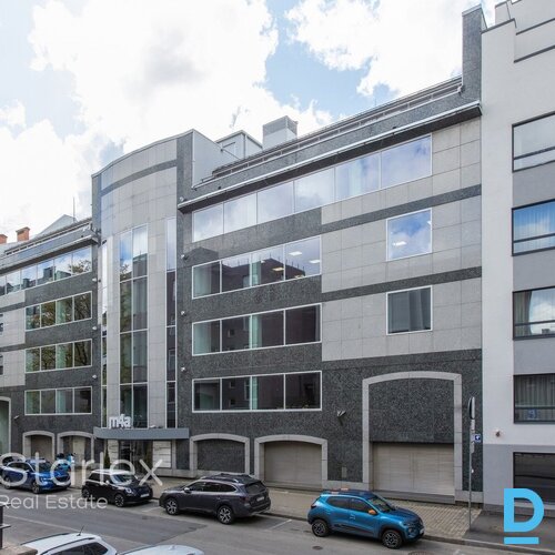 Mēbelēts birojs Rīgas klusajā centrā