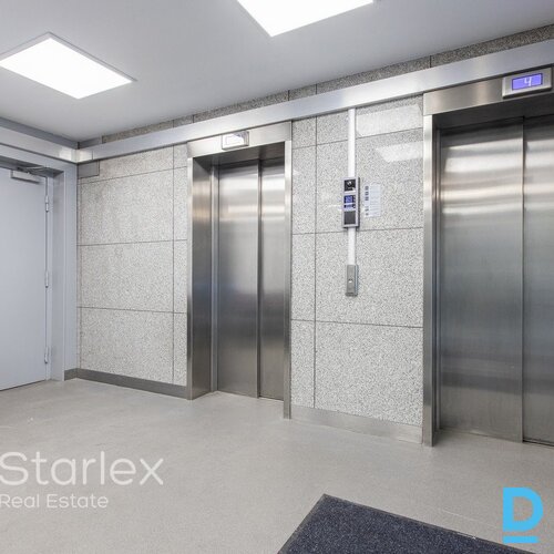 Mēbelēts birojs Rīgas klusajā centrā Mēbelēts birojs Rīgas klusajā centrā