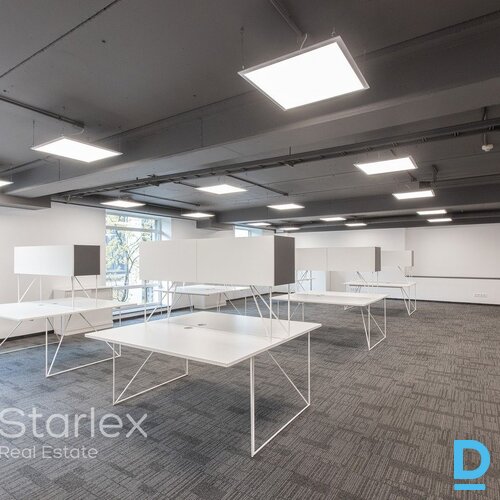 Mēbelēts birojs Rīgas klusajā centrā Mēbelēts birojs Rīgas klusajā centrā