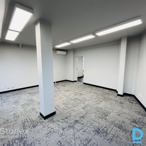 Mansarda birojs pēc kosmētiskā remonta Vecrīgā pie Līvu laukuma Mansarda birojs pēc kosmētiskā remonta Vecrīgā pie Līvu laukuma