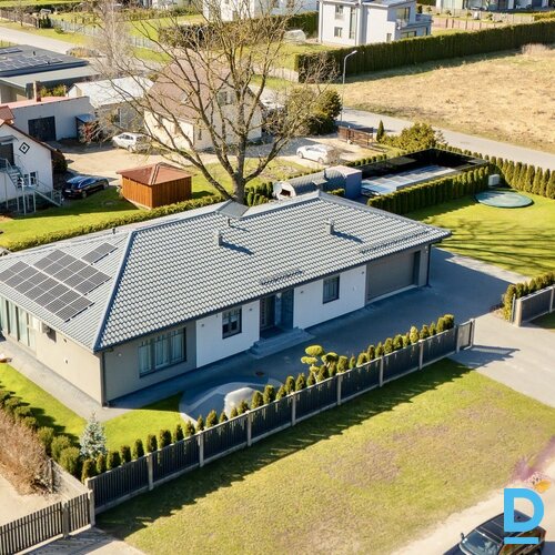 Pārdod māju Mārupes novads Mārupe Lielā iela 60