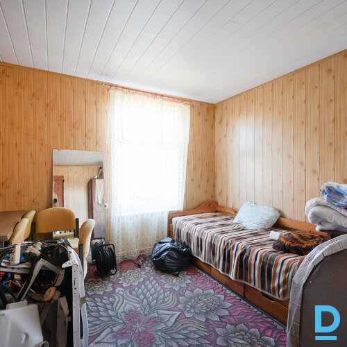 Pārdod māju Strēlnieku iela 41