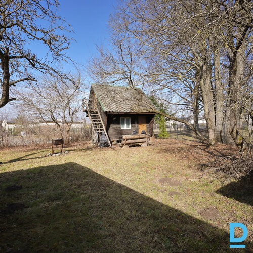 Pārdod māju Strēlnieku iela 41