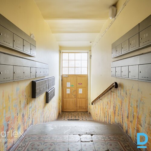 1922.gada ēku ansamblis Rīgas centrā – divas sešstāvu ēkas, kur pieejami dažāda lieluma un apdares līmeņa dzīvokļi par saprātīgu cenu