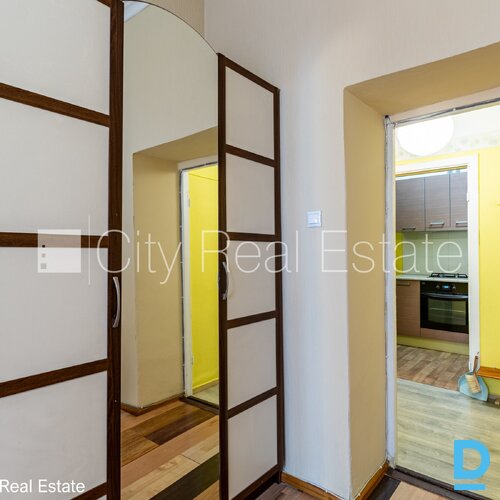 Izīrē dzīvokli Rīgā