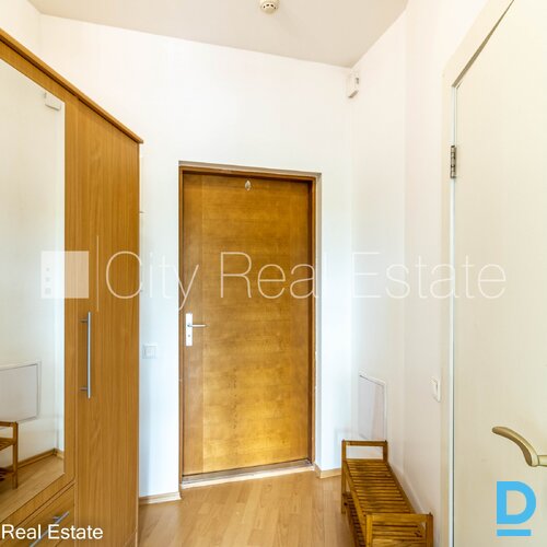 Izīrē dzīvokli Rīgā