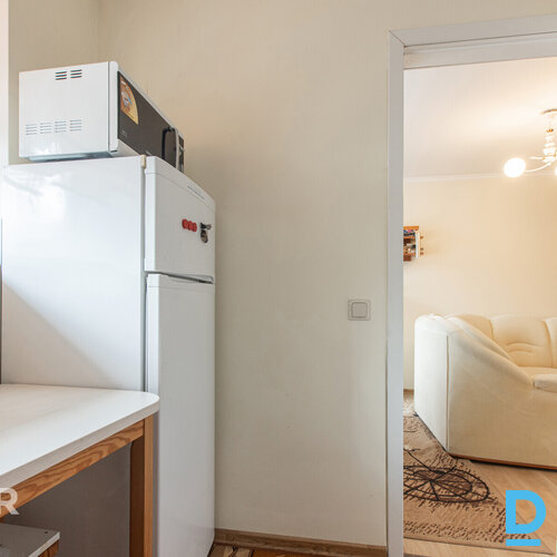 Iespēja iegādāties saulainu un mājīgu 2 istabu dzīvokli Dubultos.Pārdomāta plāno Iespēja iegādāties saulainu un mājīgu 2 istabu dzīvokli Dubultos.Pārdomāta plāno