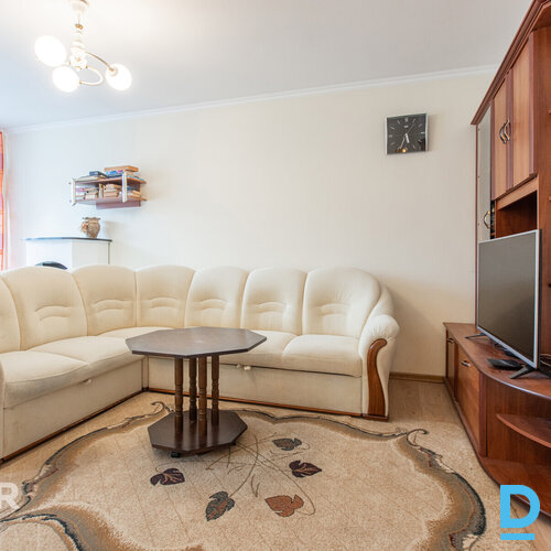 Iespēja iegādāties saulainu un mājīgu 2 istabu dzīvokli Dubultos.Pārdomāta plāno Iespēja iegādāties saulainu un mājīgu 2 istabu dzīvokli Dubultos.Pārdomāta plāno