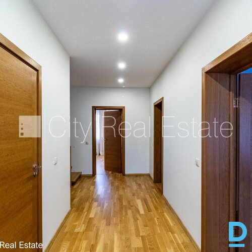 Pārdod dzīvokli Jūrmalā Pārdod dzīvokli Jūrmalā