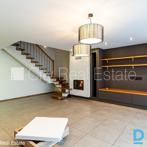 Pārdod dzīvokli Jūrmalā Pārdod dzīvokli Jūrmalā