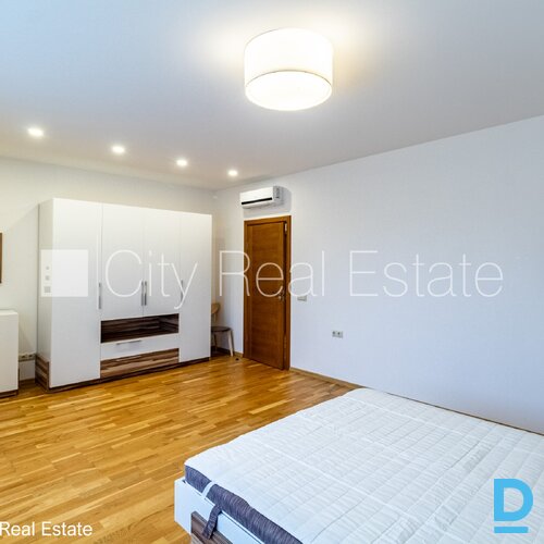 Pārdod dzīvokli Jūrmalā Pārdod dzīvokli Jūrmalā