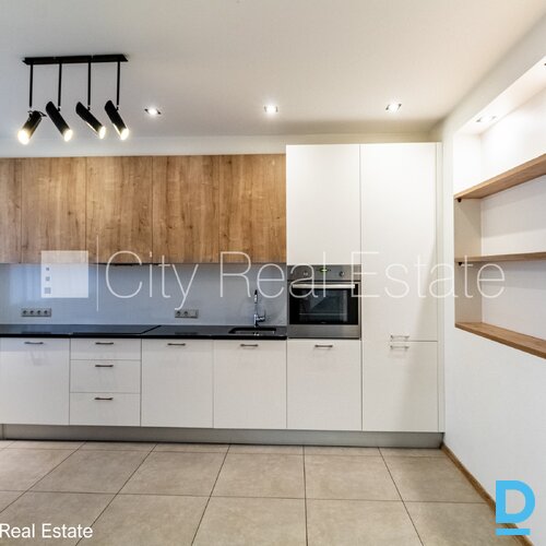 Pārdod dzīvokli Jūrmalā Pārdod dzīvokli Jūrmalā