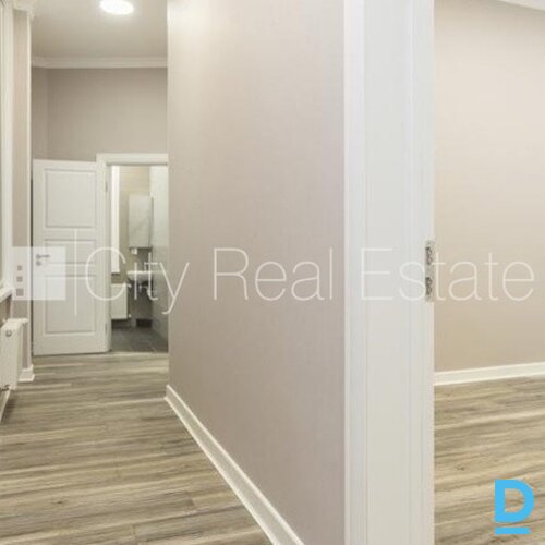 Pārdod dzīvokli Rīgā