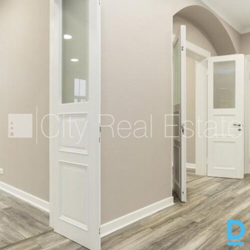 Pārdod dzīvokli Rīgā